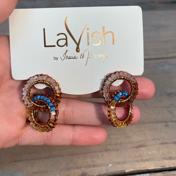 Small Caramel Copper Crochet Links Beaded Earrings - Picture 4 of 8